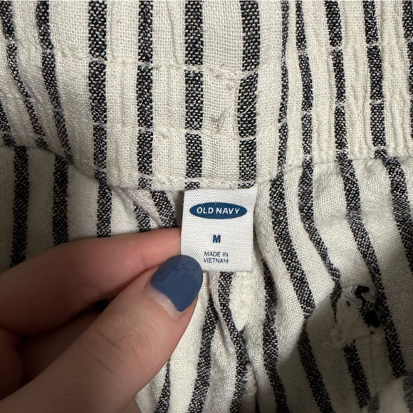 Old Navy Pants - Picture 3 of 3